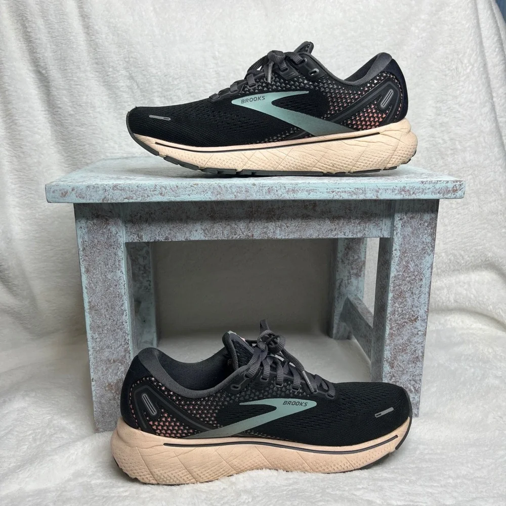 Brooks Ghost‎ 14 Women's Running Shoes Black Pink Teal Size 7.5